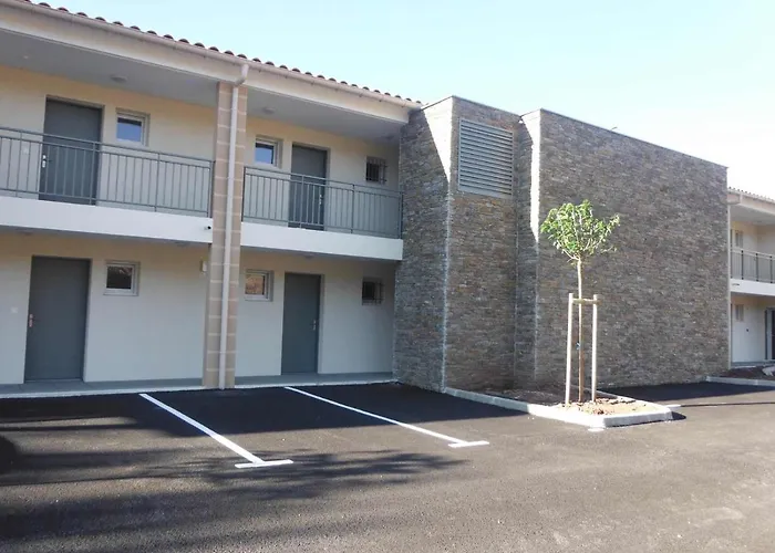 Aparthotel L'elephant Saint-Raphael (Var)